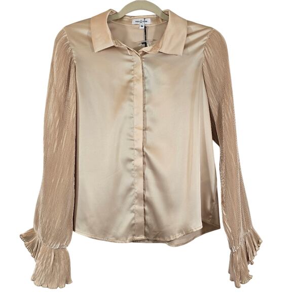 W Area Stars Pia Pleated Charmeuse Blouse NWT Size M Gold Satin Plisse Sleeves - Picture 1 of 10